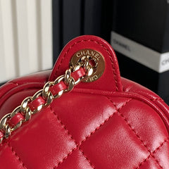 CAMERA BAG 24 IN RED SHINY CALFSKIN GOLD CHAIN