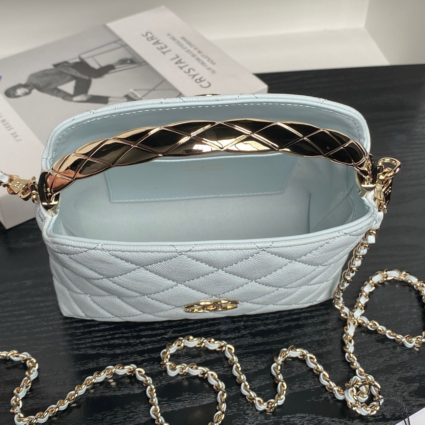 CHANEL 25S COCO CRUSH HANDLE BAG 19 IN LIGHT BLUE CAVIAR LEATHER