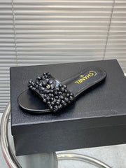 SLIPPERS CAMELLIA IN BLACK CALFSKIN