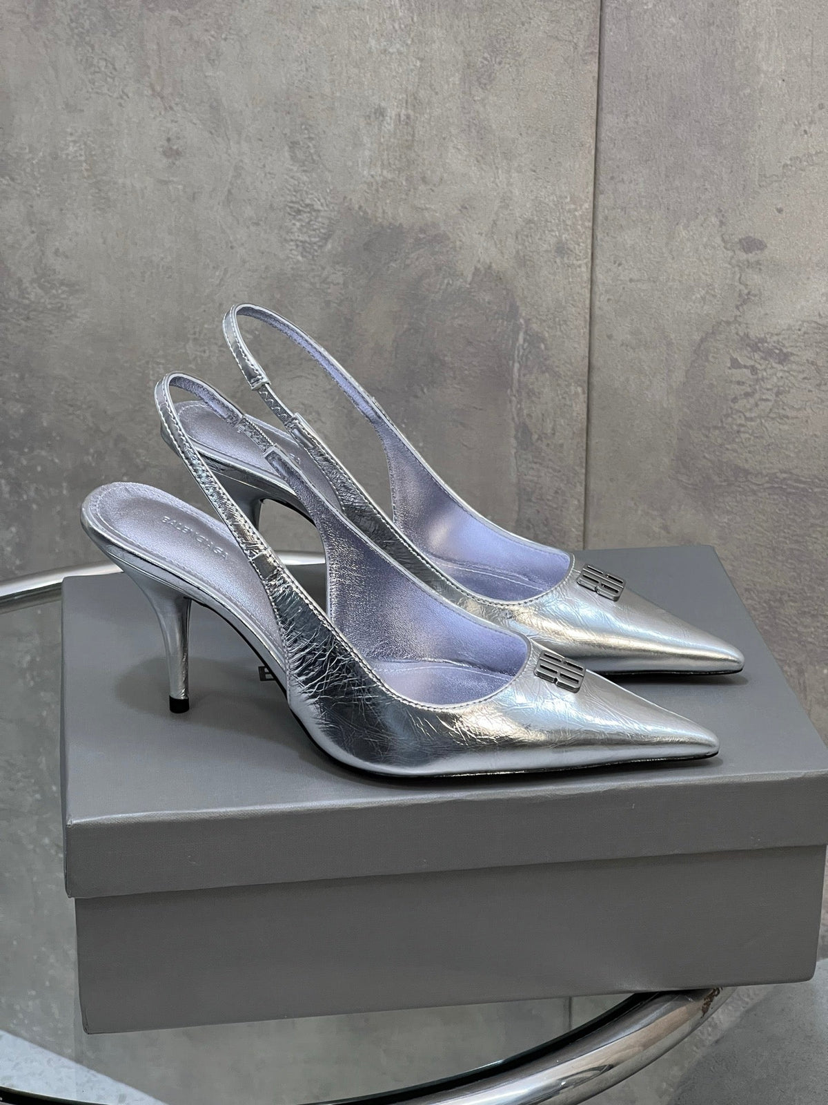 BALENCIAGA 25S HIGH-HEEL SLINGBACK 85 MM IN SILVER COW LEATHER