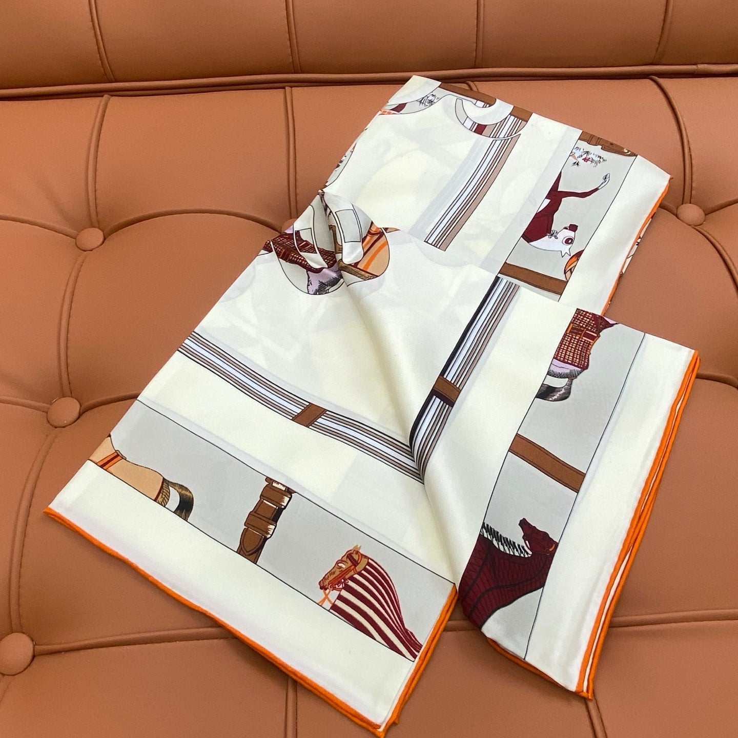 HERMES 25S SCARF 90 IN SILK 703708