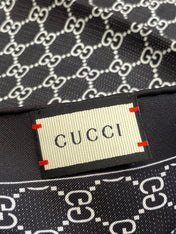 GUCCI 25S SCARF 90 IN SILK 709696