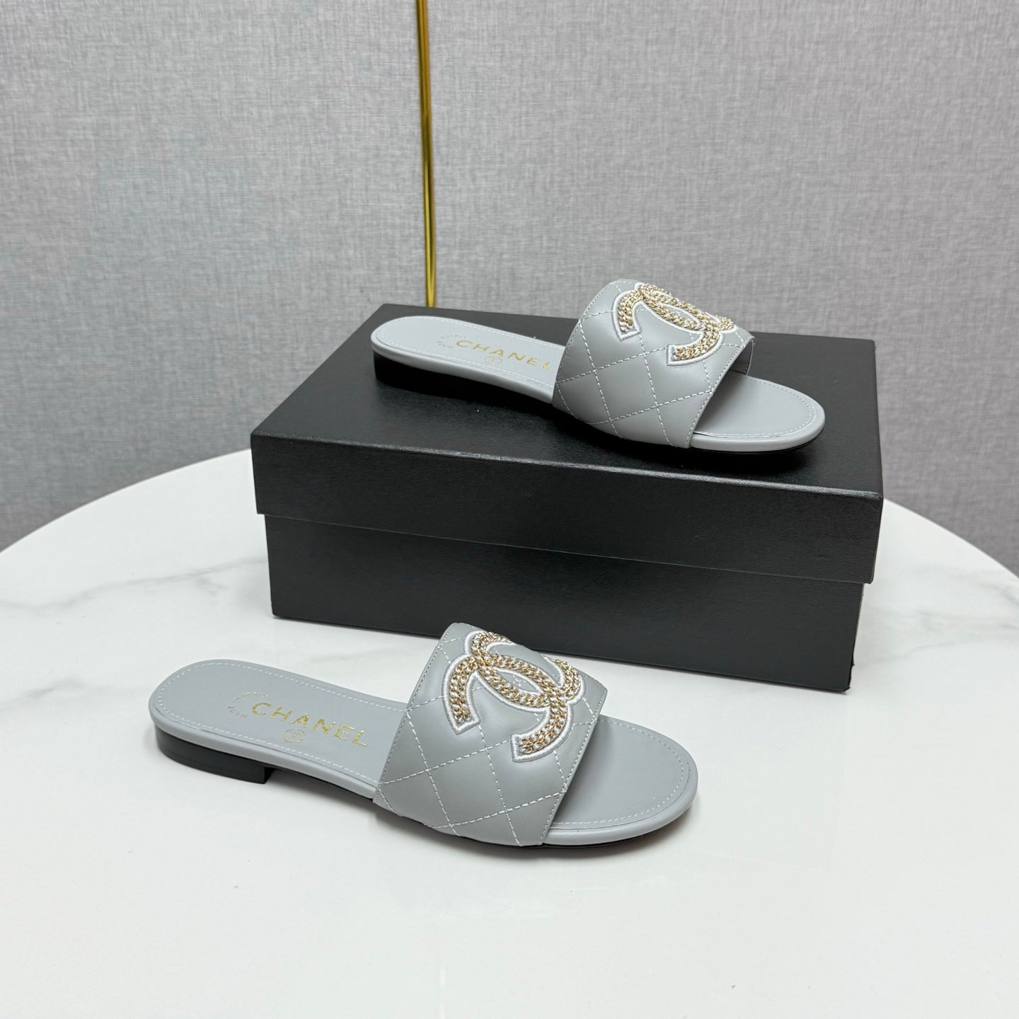 CC SLIDE SANDALS 25S IN DUSTY BLUE GREY CALFSKIN WITH LOGO