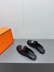 0Z MULE IN BLACK LAMBSKIN