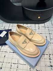 PRA SCHOCOLATE BRUSHED LOAFERS CREAM CALFSKIN