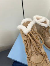 LACE-UP ANKLE BOOTS IN TAN BEIGE SUEDE AND SHEARLING LINING