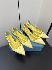 CUT-OUT BALLERINA FLAT IN LIGHT YELLOW SATIN ATTACHED BEAD BUCKLE