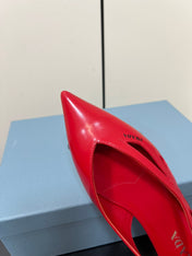 BRUSHED CUT-OUT BALLERINA FLAT IN RED CALFSKIN