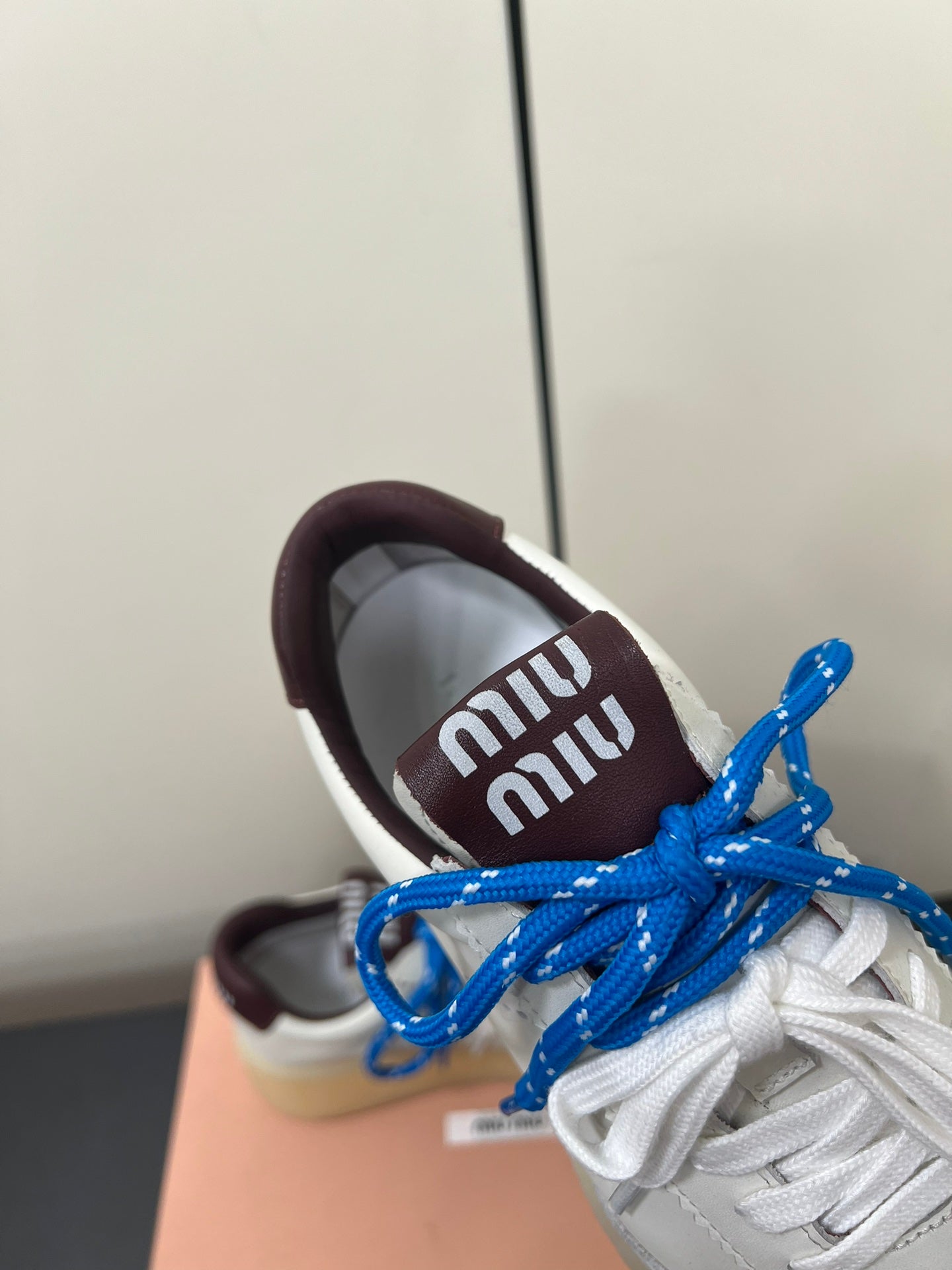 THICK-SOLED RETRO SNEAKERS IN WHITE MIX MERLOT SMOOTH LAMBSKIN