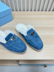 TRIANGLE LOGO FLATS IN AZURE BLUE SUEDE AND FUR LINING