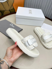 PLATFORM SLIDES 25S 50MM IN WHITE CALFSKIN AND ELECTRIC FABRIC