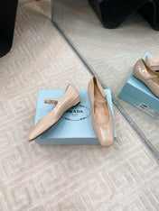 MARY JANE FLATS SQUARE TOE IN BEIGE PATENT SHEEPSKIN