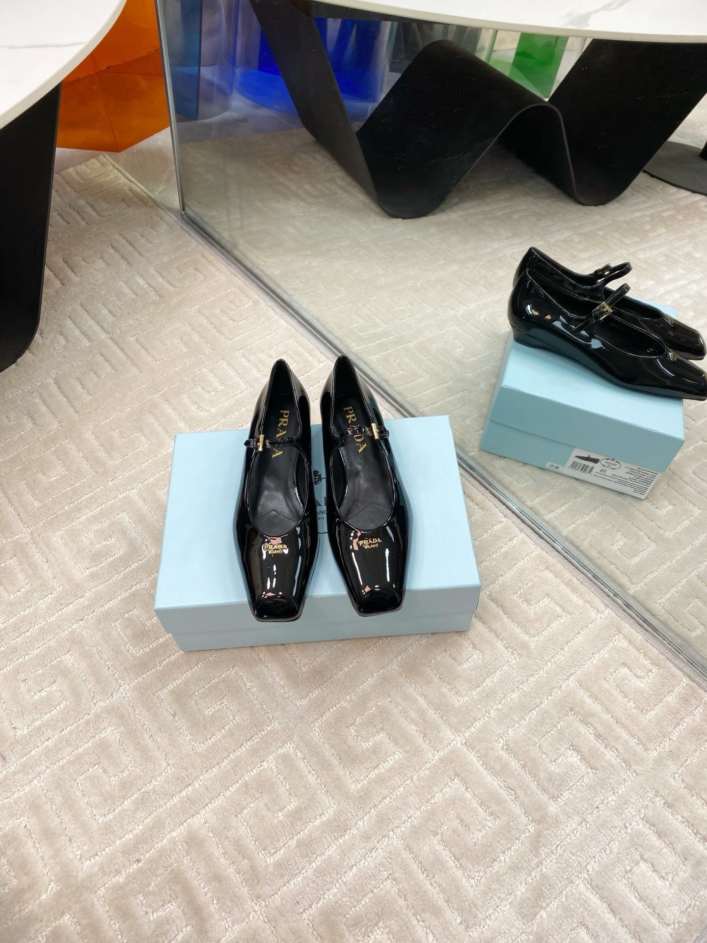 MARY JANE FLATS SQUARE TOE IN BLACK PATENT SHEEPSKIN