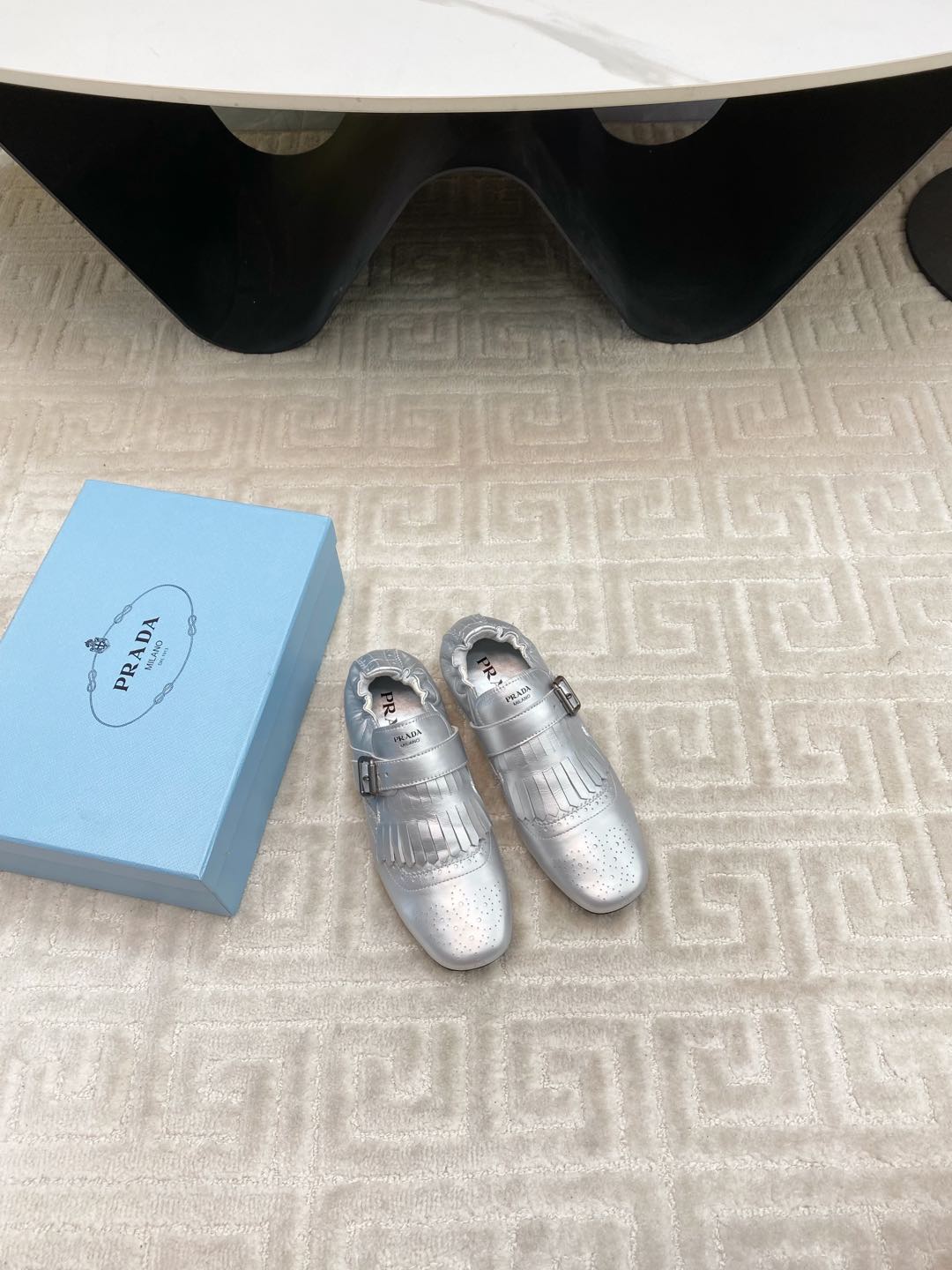 TASSEL LOAFERS IN SILVER METALLIC LAMBSKIN