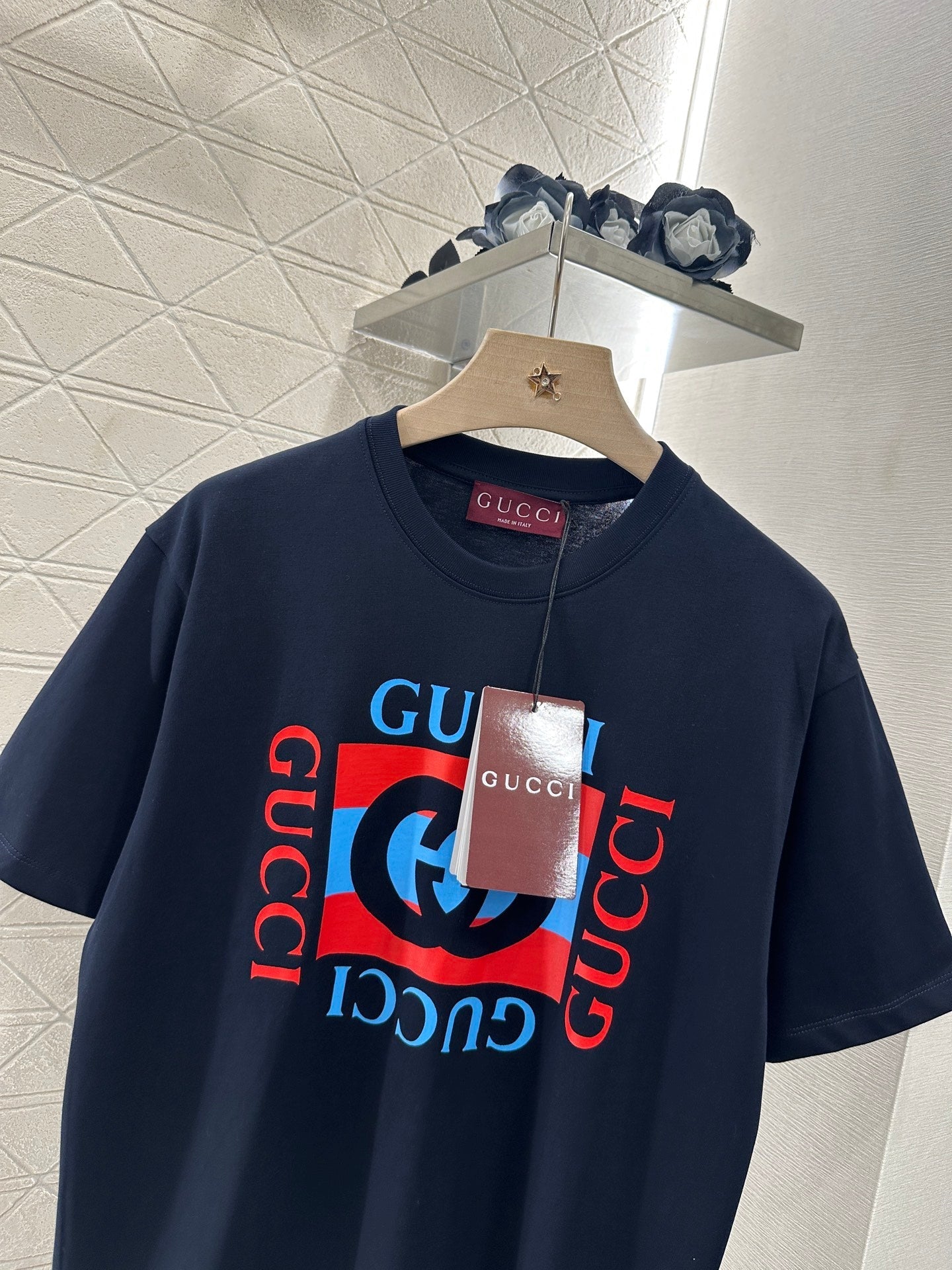 GUCCI CREW NECK GRAPHIC TEE 276670