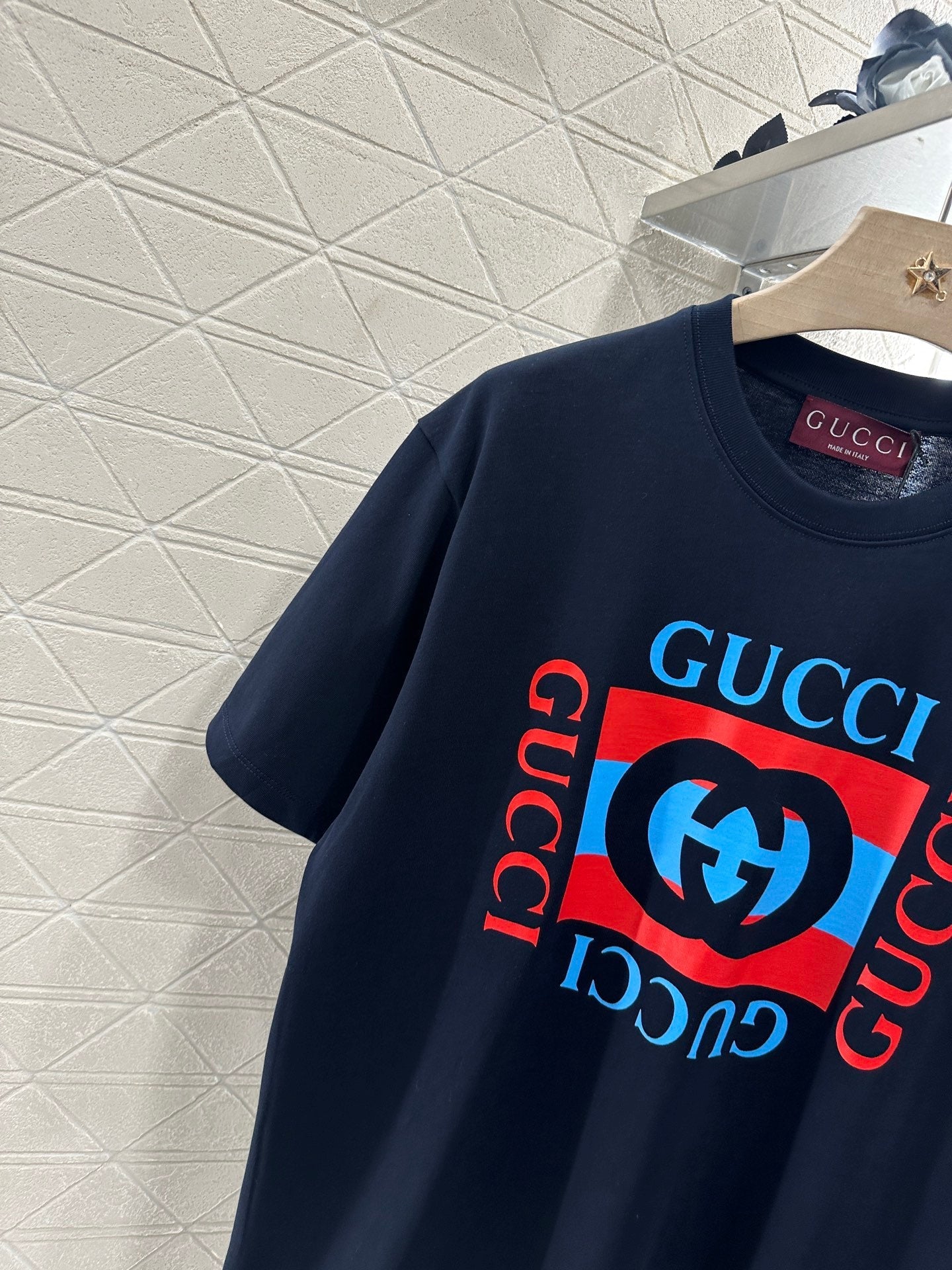 GUCCI CREW NECK GRAPHIC TEE 276670