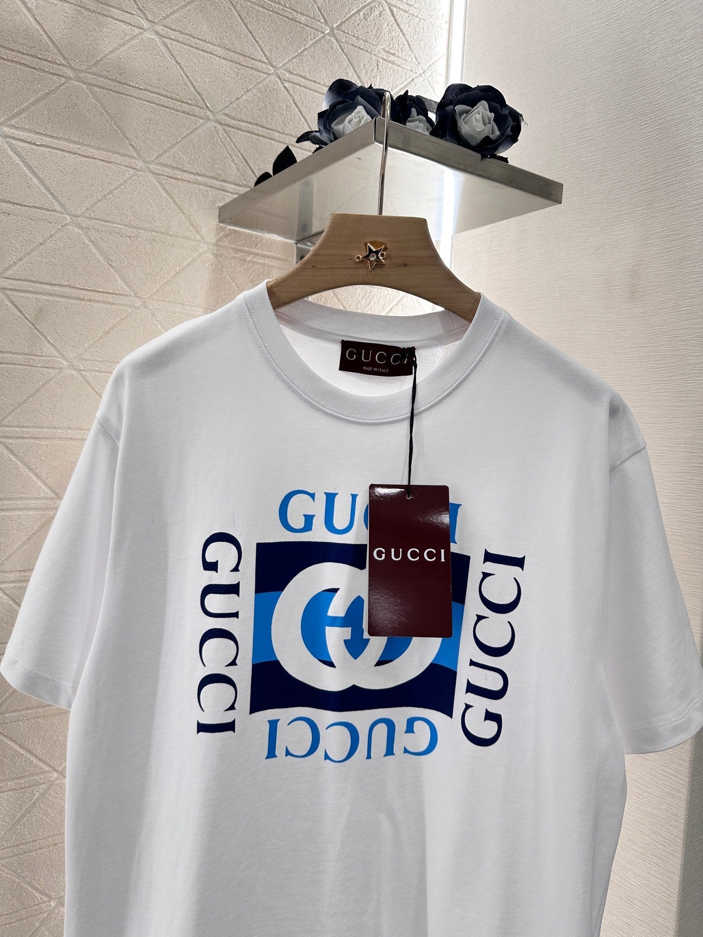 GUCCI CREW NECK GRAPHIC TEE 276673