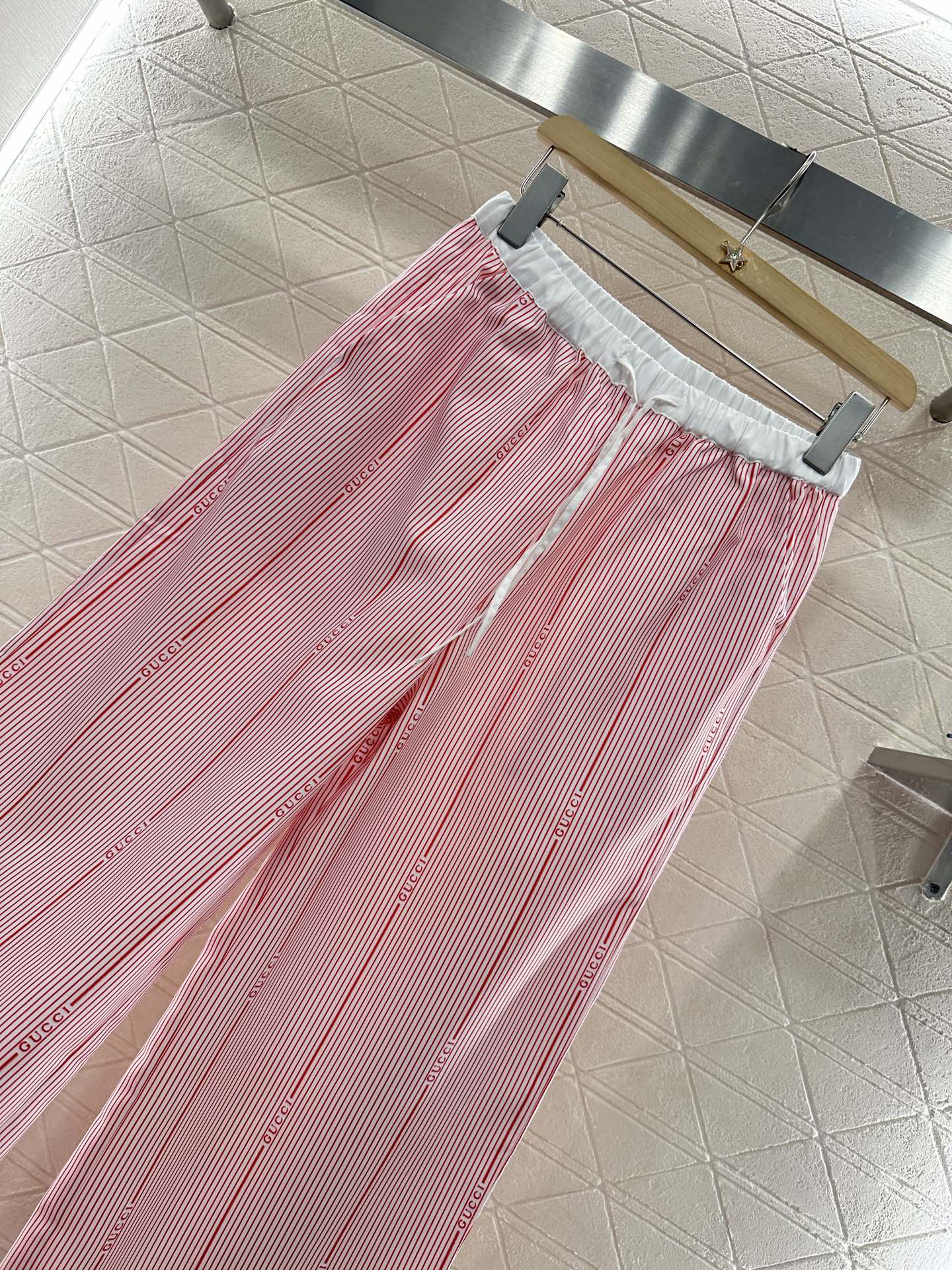 GUCCI STRIPED WIDE-LEG PANTS 276518