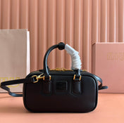 ARCADIE BAG 19 IN BLACK SHINY CALFSKIN