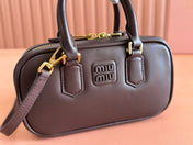 ARCADIE BAG 19 IN TAMARIND BROWN SHINY CALFSKIN