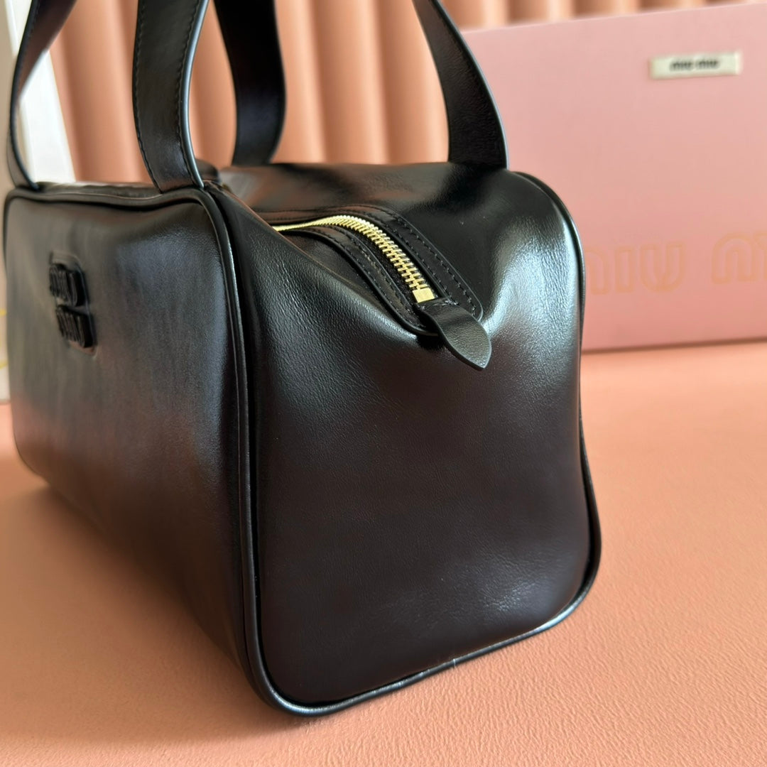 MIUMIU 26S TOP-HANDLE BAG 28 IN BLACK CALFSKIN GOLD HARDWARE