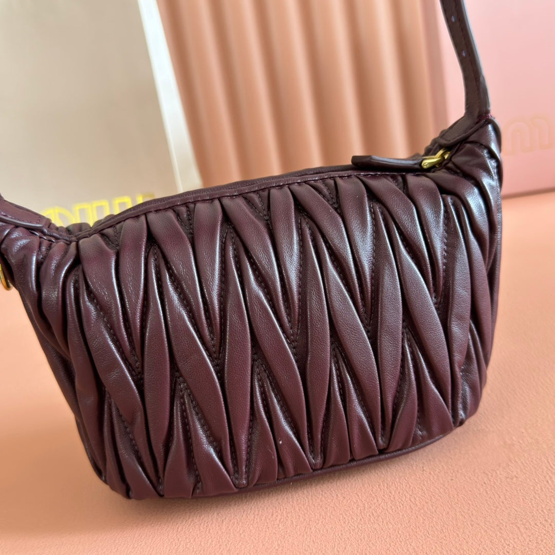 MIUMIU 26S POUCH BAG 15 IN COFFEE BROWN CALFSKIN GOLD HARDWARE