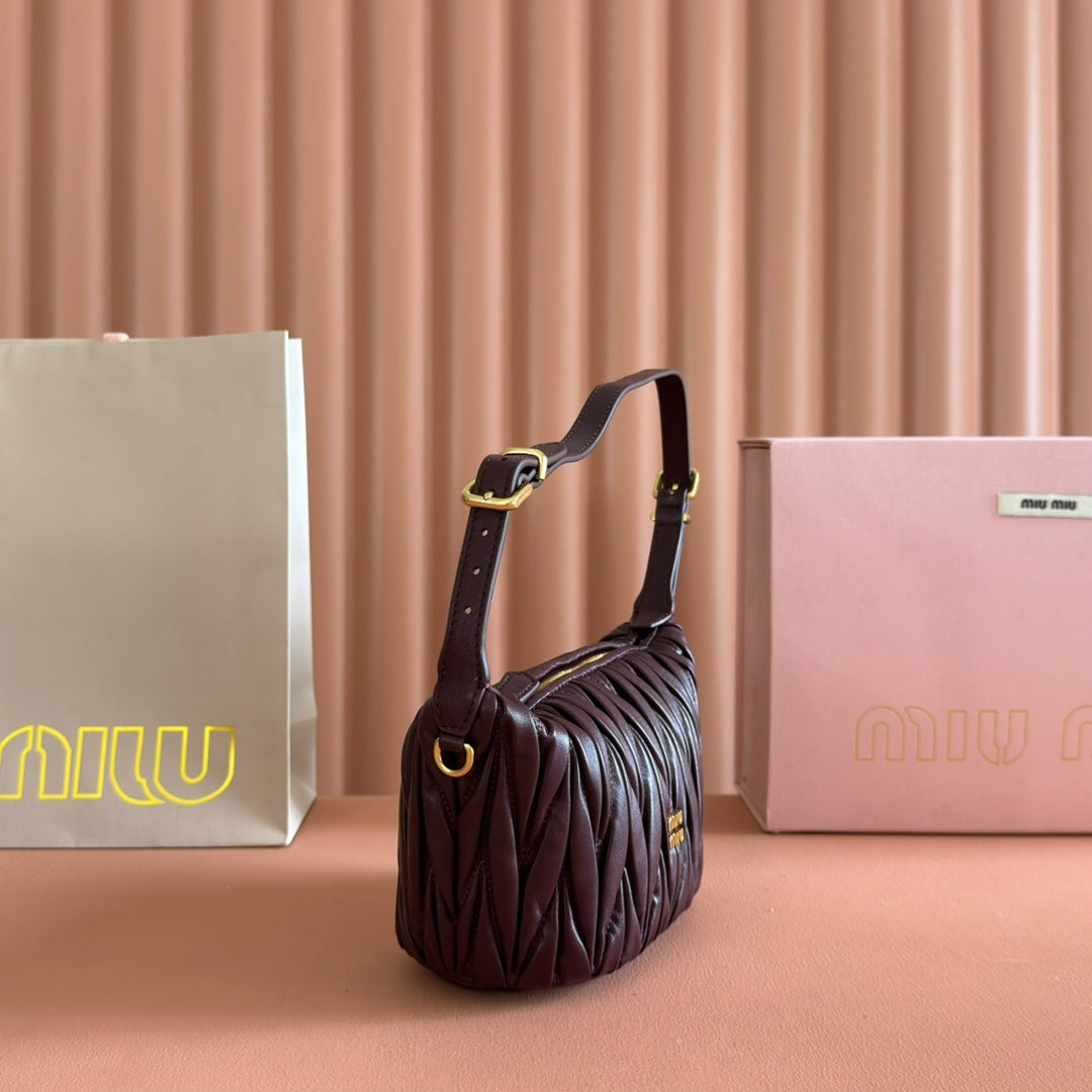 MIUMIU 26S POUCH BAG 15 IN COFFEE BROWN CALFSKIN GOLD HARDWARE