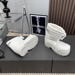 BALENCIAGA 25S ALASKA ANKLE BOOTS HIGH HEEL IN WHITE FABRIC STYLE 1