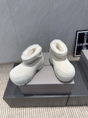 BALENCIAGA 25S LOW ANKLE BOOTS PLATFORM HEEL IN WHITE SUEDE STYLE 1