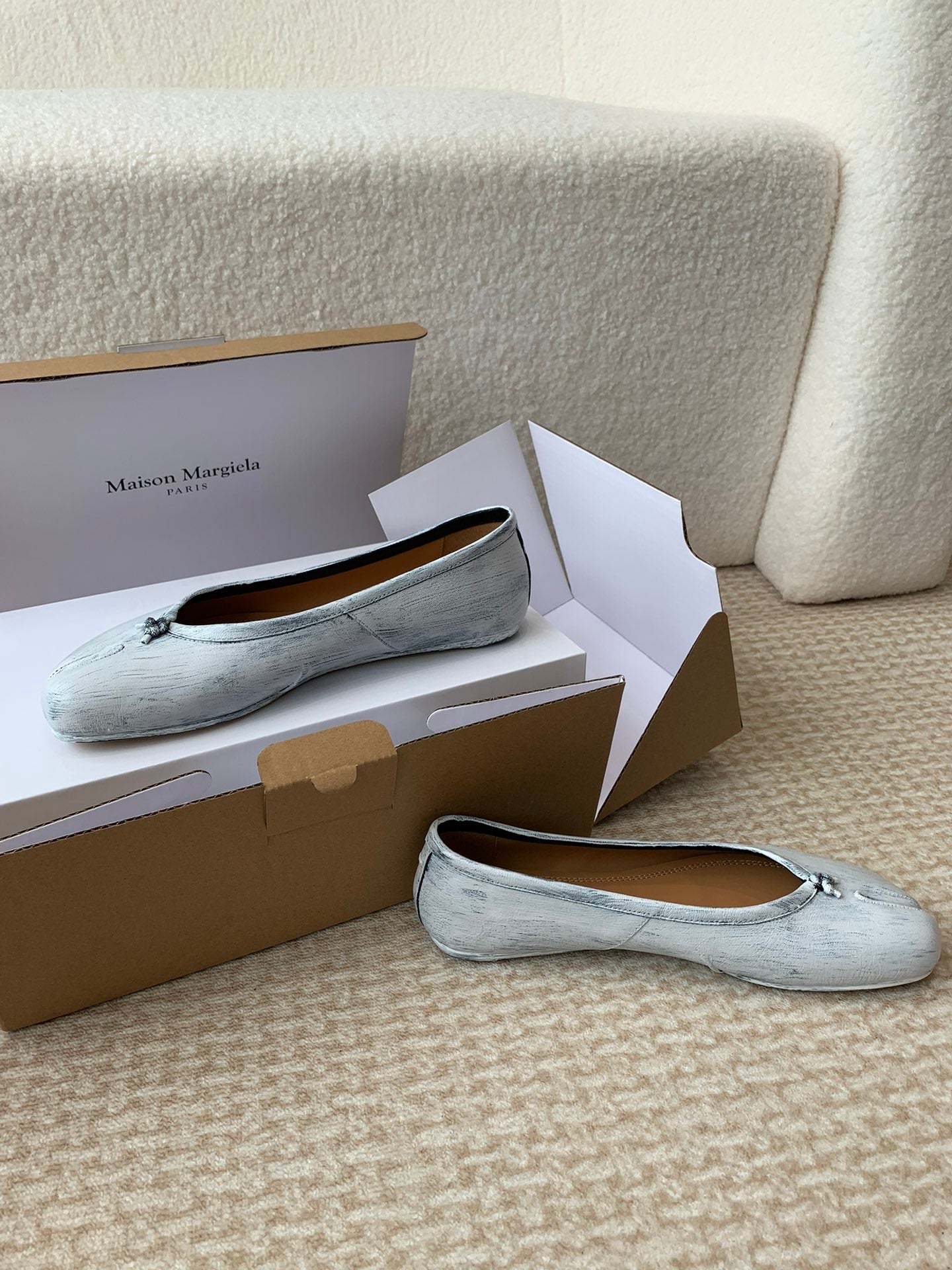 SL TABI BALLERINA FLAT PASTEL LAMBSKIN