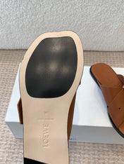 PETAL BELT FLAT SANDAL IN BRONZE BROWN CALFSKIN