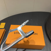 LV THONG SANDALS 25S IN SILVER CALFSKIN WITH SILVER HARDWARE