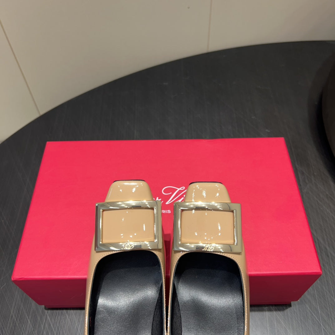ROGER VIVIER 25S BELLE VIVIER PUMPS 70MM IN BEIGE CALFSKIN GOLD BUCKLE