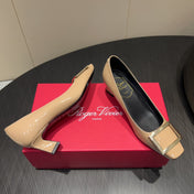 ROGER VIVIER 25S BELLE VIVIER PUMPS 45MM IN BEIGE CALFSKIN GOLD BUCKLE
