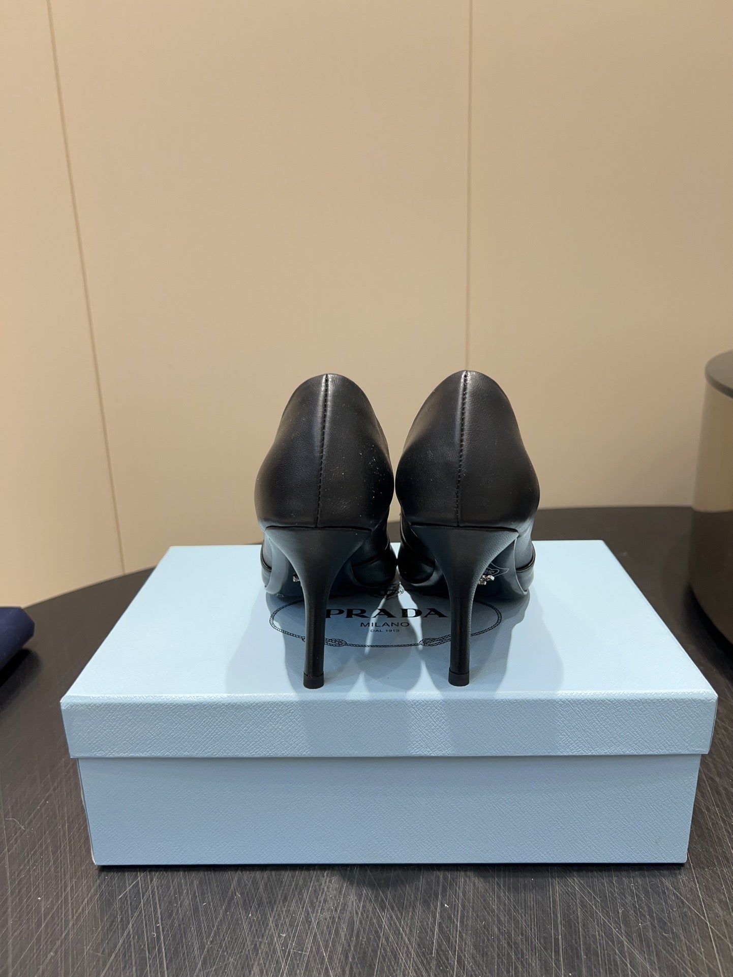 PRADA 25S POINTED TOE HIGH HEELS 85MM IN BLACK LAMBSKIN WITH TIE UP DESIGN