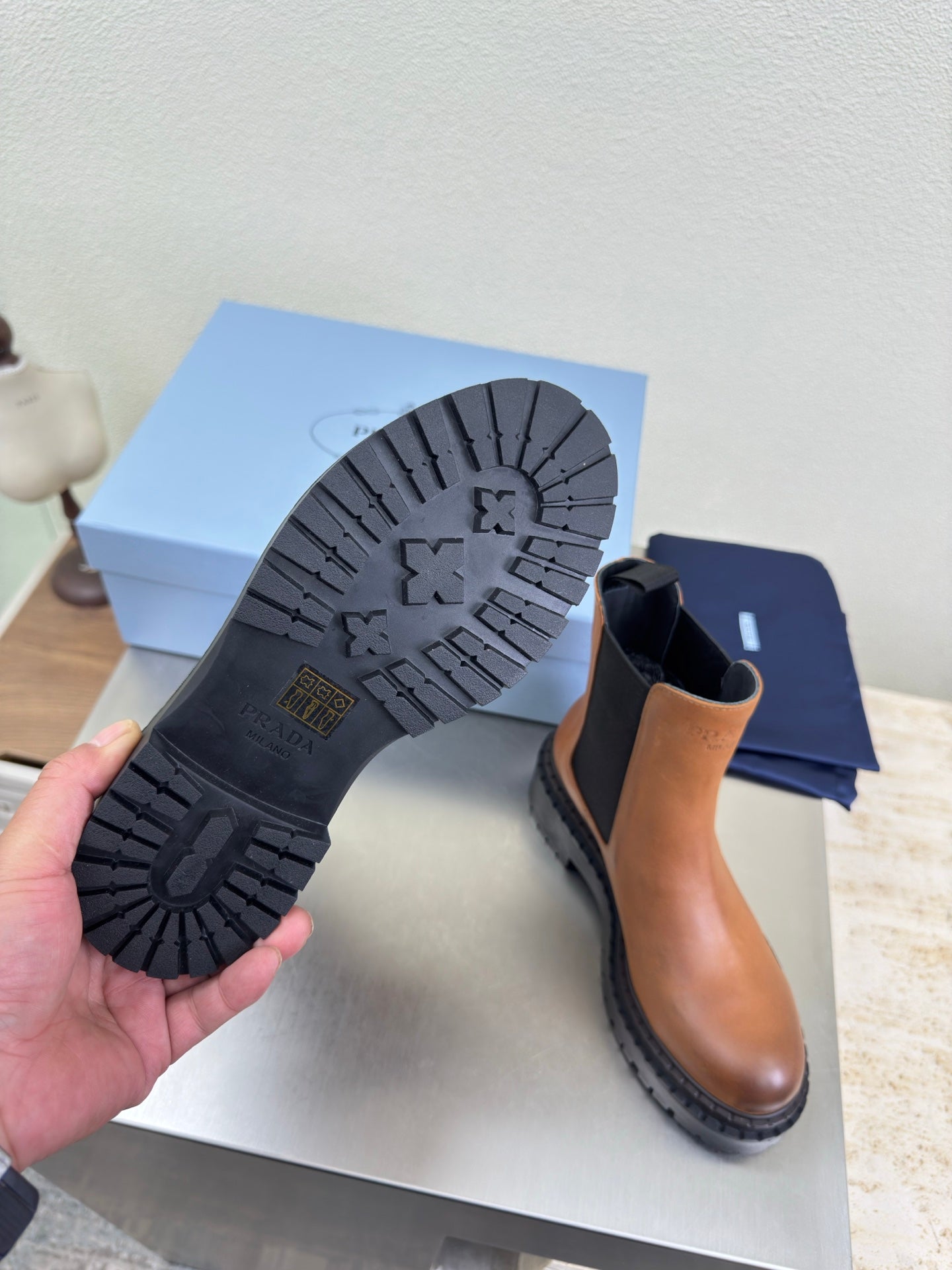 PRADA 25S PLATFORM CHELSEA BOOTS IN BROWN CALFSKIN