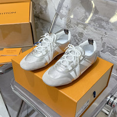SNEAKERINA TRAINERS IN SILVER-TONE CALFSKIN AND SUEDE