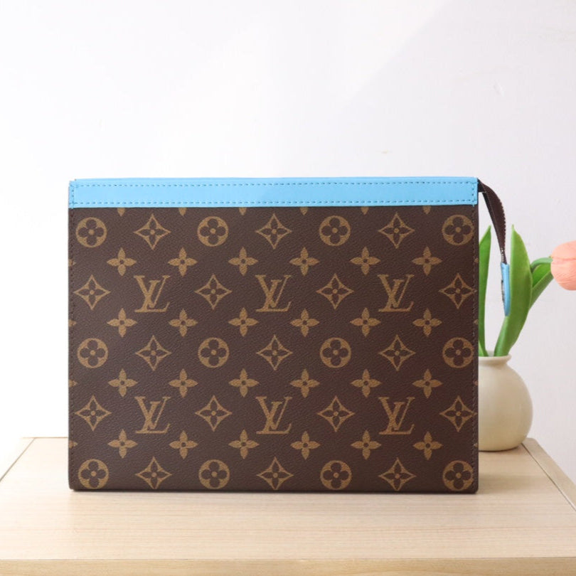 LV 25S POCHETTE VOYAGE 26 IN GASTON BLUE MONOGRAM MACASSAR COATED CANVAS