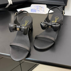 MID HEEL 45 MM SANDALS IN BLACK CALFSKIN