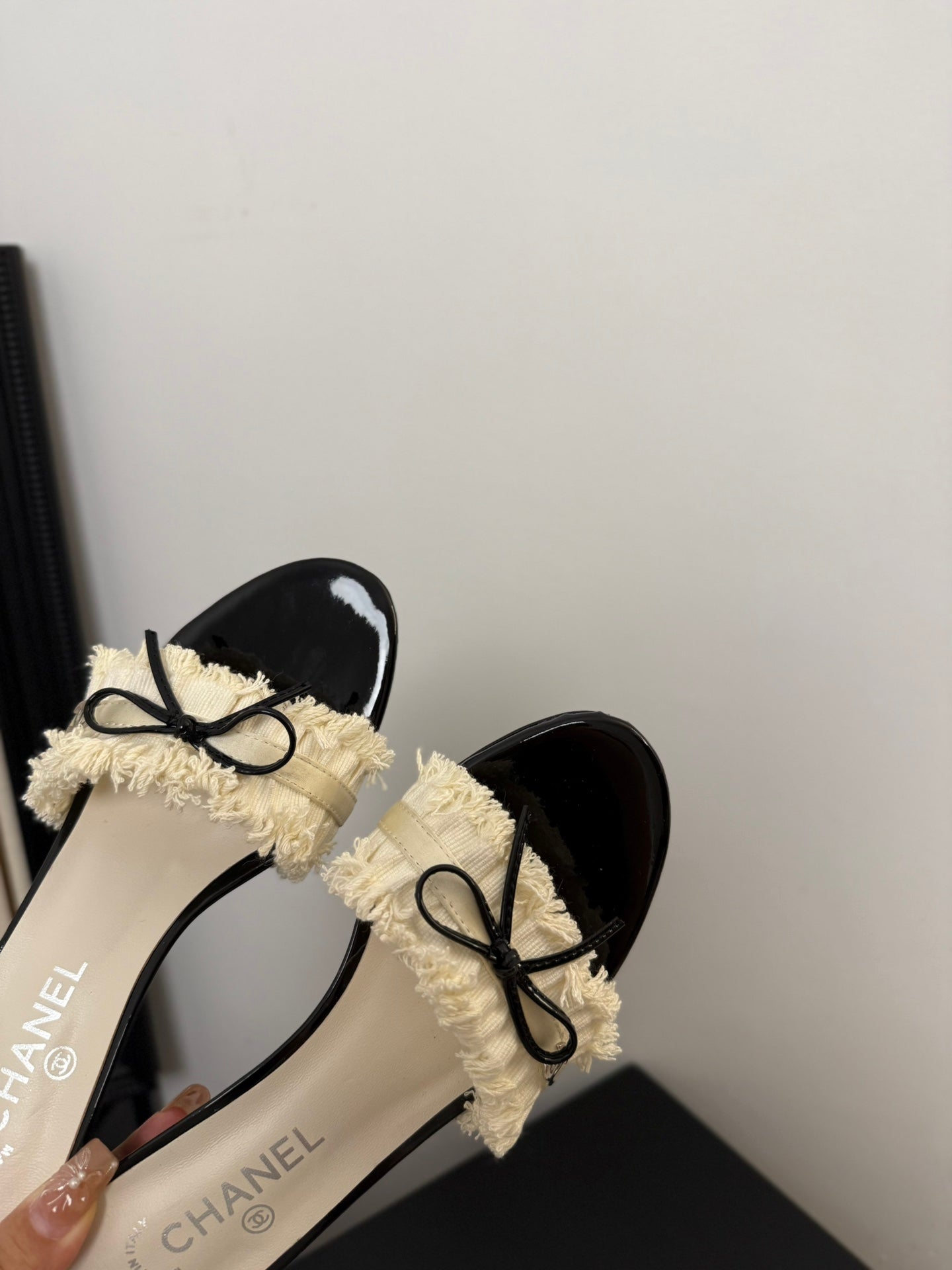 WHITE GROSGRAIN CANVAS BOW MULE SANDALS 65 MM