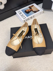 FLAT MARY JANE PUMPS IN SUN YELLOW LAMBSKIN MIX BLACK FABRIC