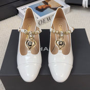 MARY JANE SHOES IN WHITE PATENT CALFSKIN 55 MM