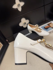 MARY JANE SHOES IN WHITE PATENT CALFSKIN 55 MM