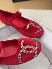 MARY JANE SHOES IN CHERRY RED VELVET WITH CRYSTALS LOGO