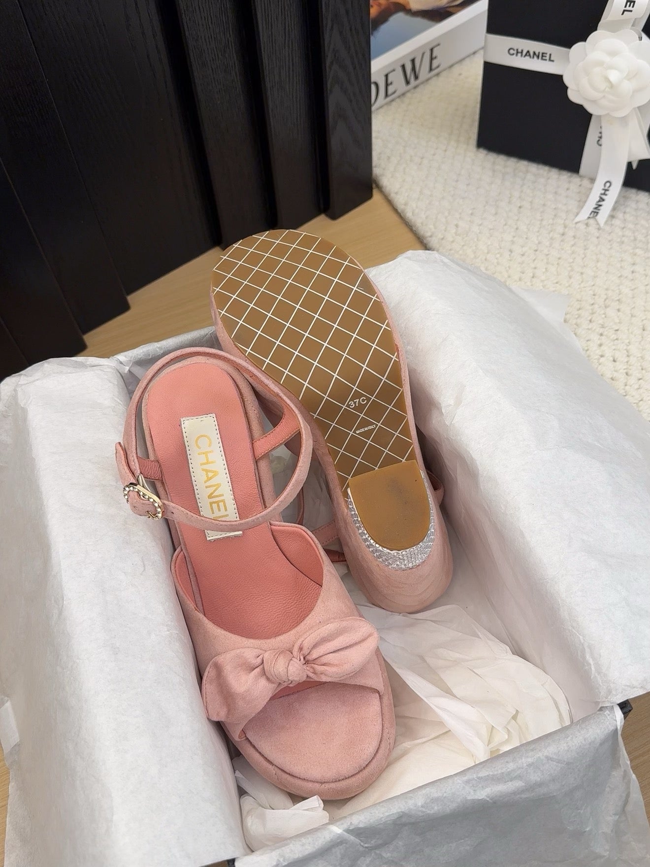 HIGH 12 CM PLATFORM SANDALS IN BLUSH PINK SUEDE