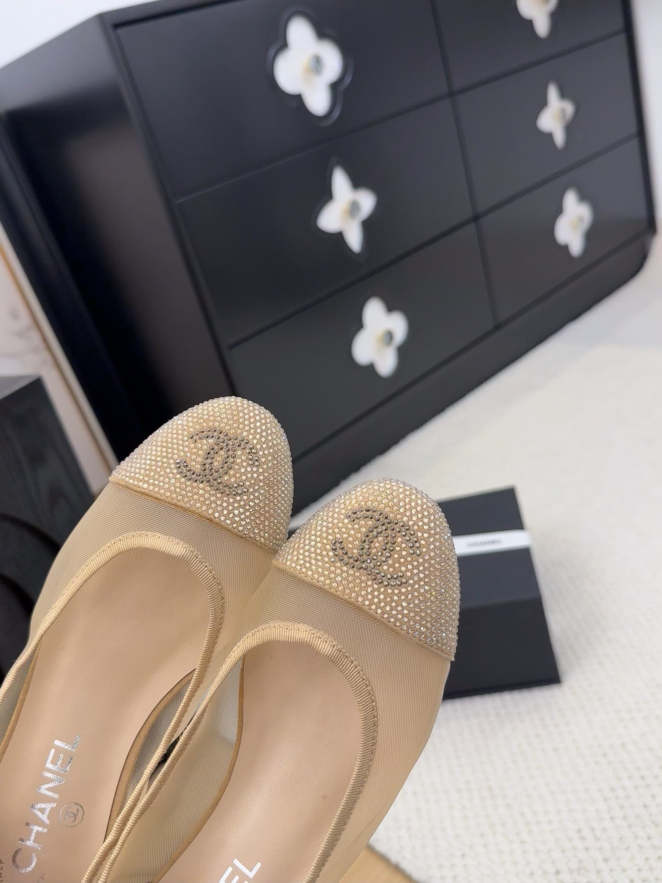 BALLET FLAT IN CAMEL BEIGE FABRIC AND MESH WITH CRYSTALS