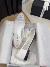 BALLET FLAT IN WHITE FABRIC AND MESH WITH CRYSTALS