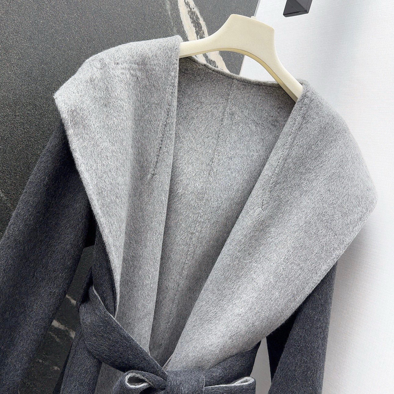 MAX MARA 25S HOODED LONG COAT 158