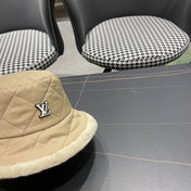 KNITTED BUCKET HAT IN BEIGE COTTON AND LAMB FUR 420922