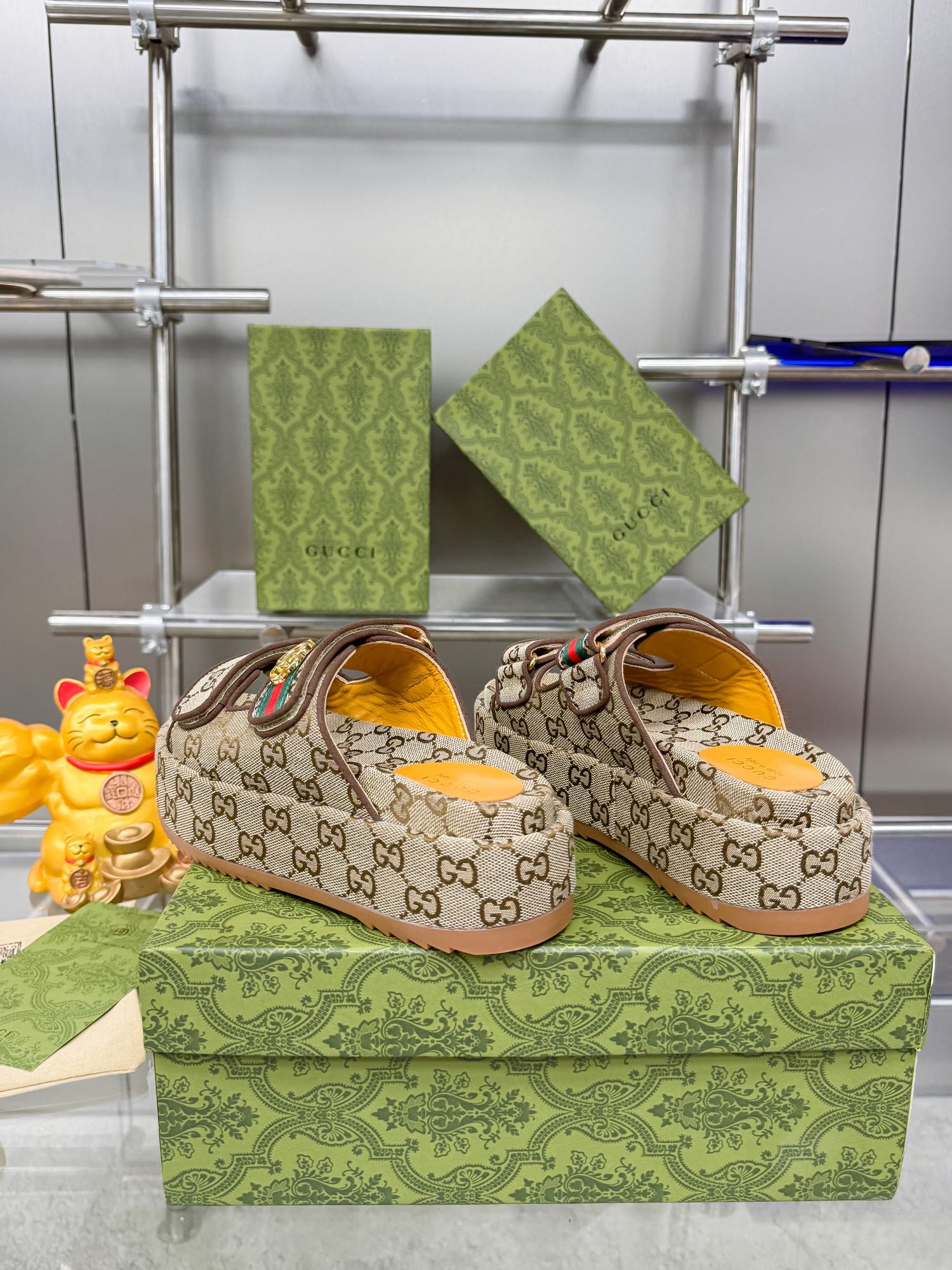 GG SANDALS 22 IN BEIGE FABRIC WITH GOLD HARDWARE